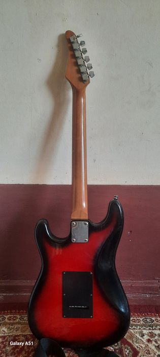 SAMIC elektro gitara koreyskiy