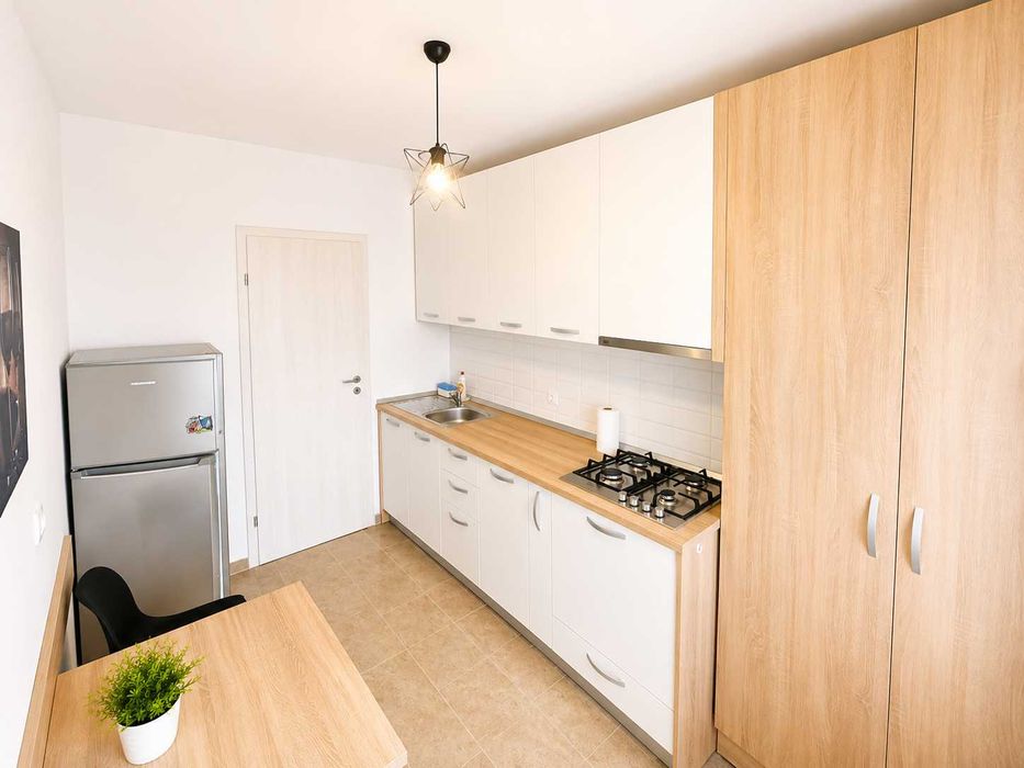 Apartament 2 camere mobilat si utilat + loc de parcare inclus