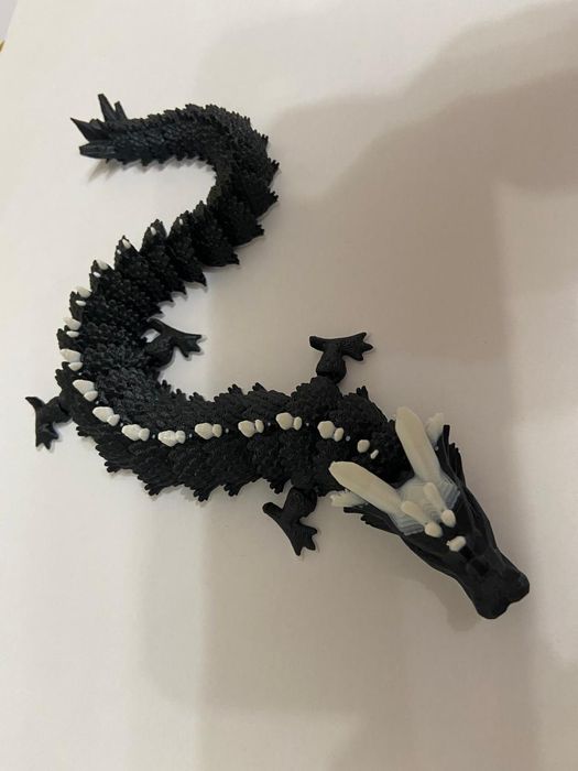 Продам игрушечного дракона