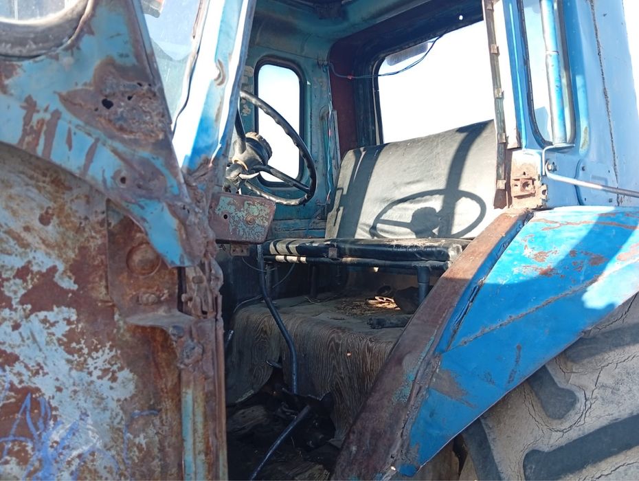 Продам трактор на ходу