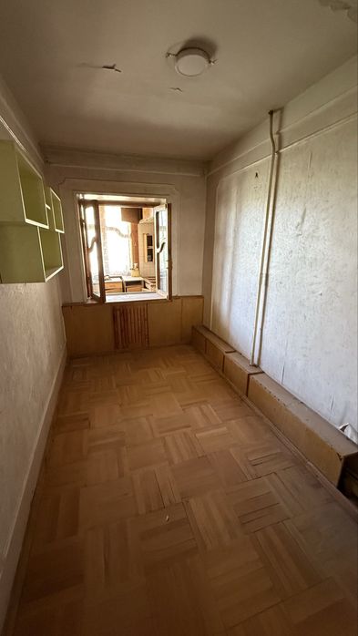 Продается своя квартира на Бадамзаре 2/4/4