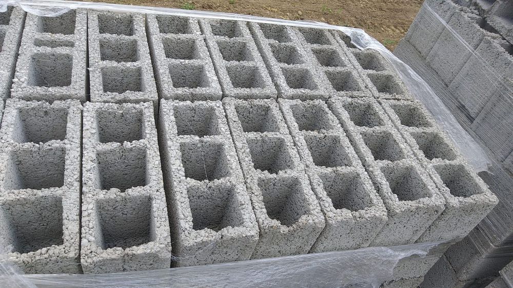 Bolțari beton  foarte buni pentru construcții