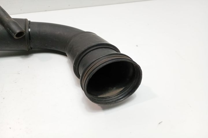 Furtun admisie aer 2E0129615F Volkswagen VW Crafter prima generatie