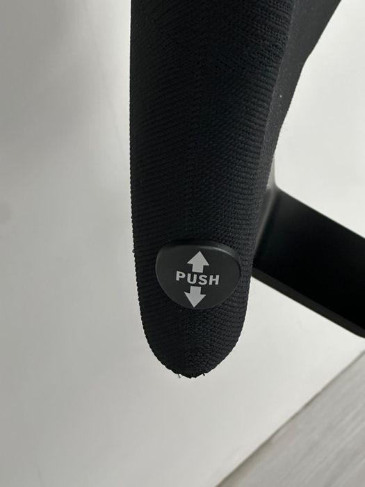 Lento Laboro е висококачествен офис стол, произведен в Германия,