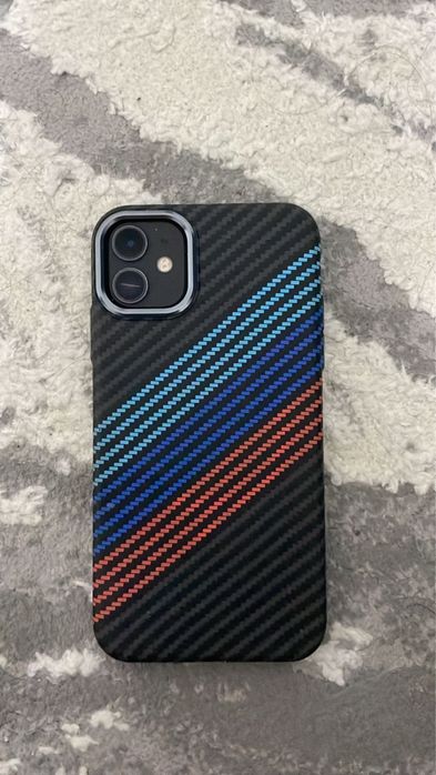 Продам iPhone 11 64gb