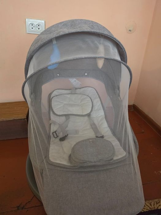 Продам детский электрический шезлонг