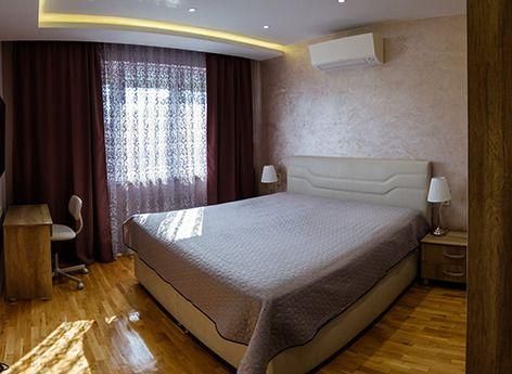 Дава се под наем Четиристаен апартамент в Пловдив, Център - 90 кв.м за 590 € - Снимка #7