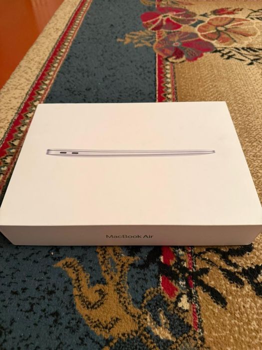 Ноутбук Apple MacBook Air 13 2020