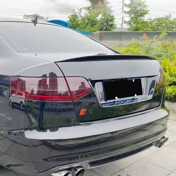 Eleron Portbagaj Lip Codita pentru Audi A6 C6, Negru Lucios, S6 Style