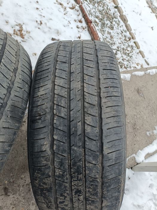 Продам резину 4шт.