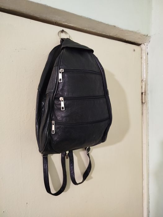 Продам из натуральной кожи.