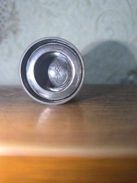 Ysl 37 Rue de Bellechasse