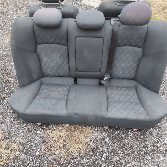 Салон за Мерцедес ц220 -203 седан.