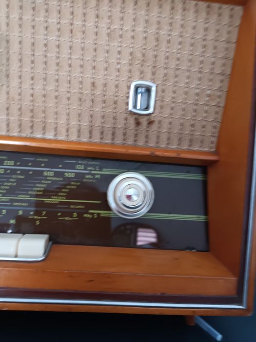 Vănd radio cu lămpi FUNCTIONAL Electronica