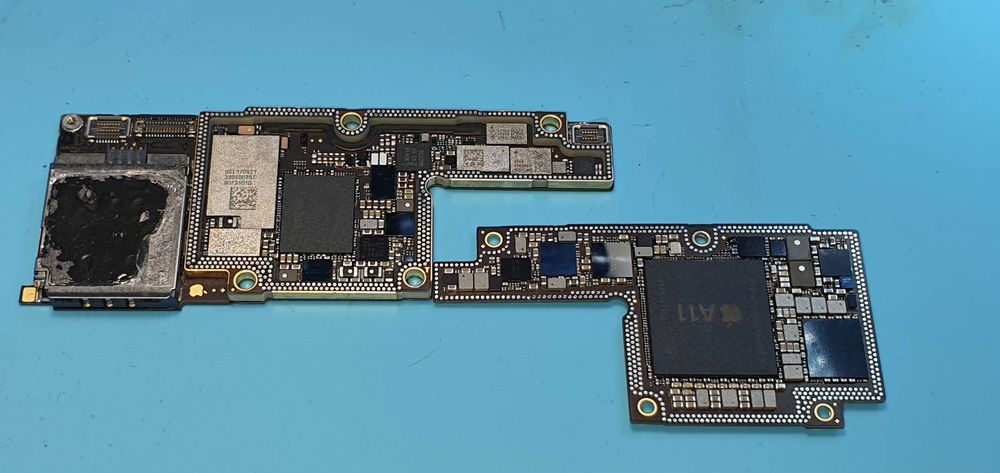 Reparatii placa baza Reparatie iPhone 6 6s 7 8 Plus X Xs Max XR Xs