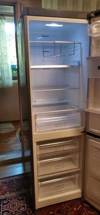 Хладилник Samsung