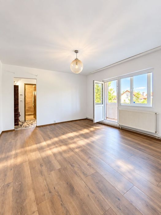 Apartament cu două camere