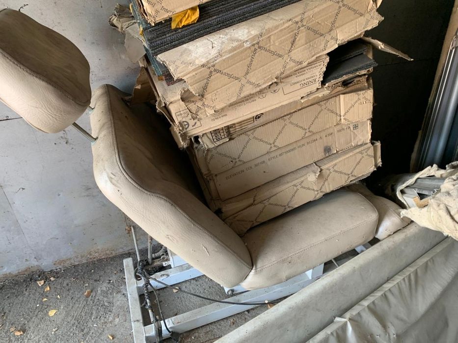 Продам косметологическое кресло