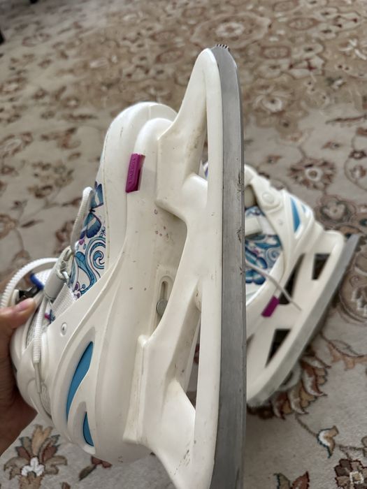 Коньки женские 36-40 рр