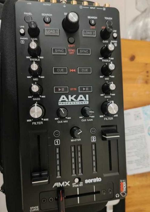mixer dj AKAI AMX