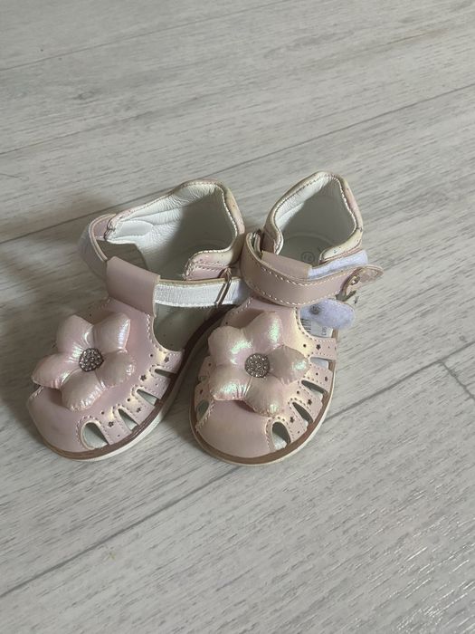 Сандали для девочек