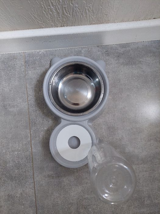 Миска для кошки срочно