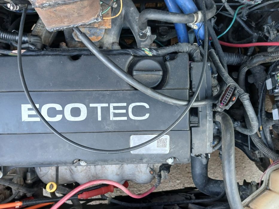 Мотор объём 1,6   сатылады