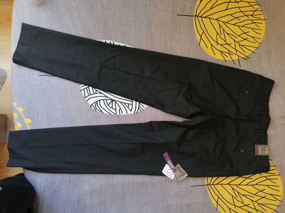 Нов мъжки панталон Primark, размер М/L Slim, черно