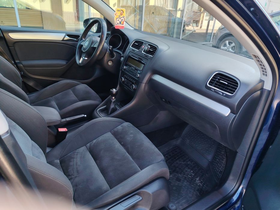 Vand Vw Golf 6 Hilghline /Bi- Xenon/Alcantara/Climatronic/Senzori  /Euro5
