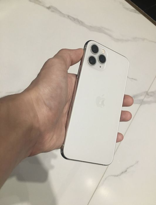 Айфон 11 про продам