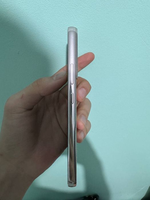 Samsung S22 5G в идеальном состоянии