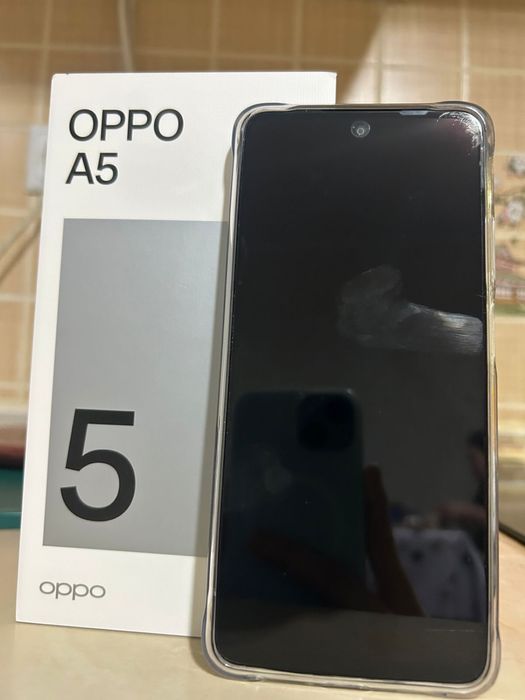 Продам телефон новый