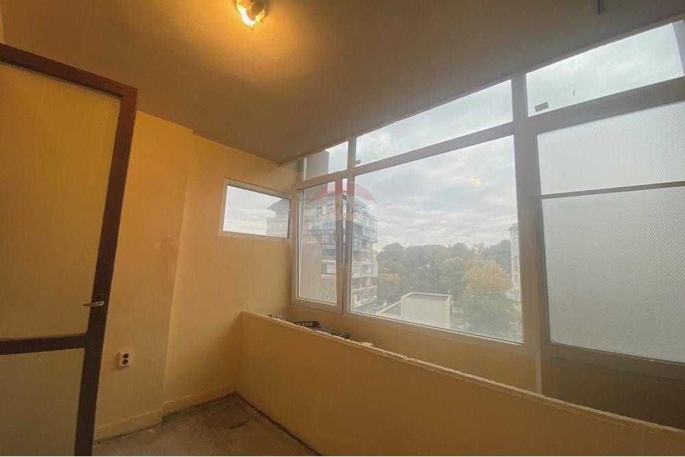 Продава се Тристаен апартамент в Шумен, Пазара - 90 кв.м за 1275 €/кв.м - Снимка #7