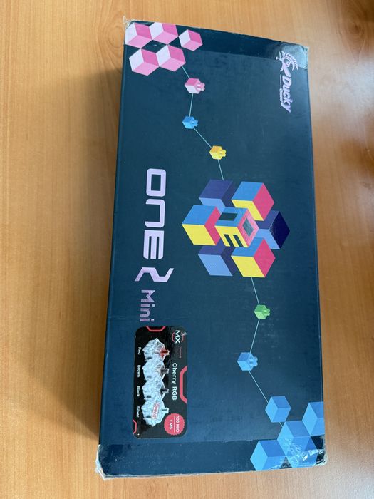 Клавиатура Ducky One 2 Mini - Cherry MX Blue - За ремонт