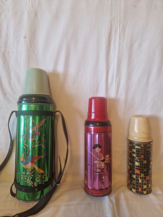 Termosuri romanesti- Metaloglobus -si chinezesti vintage , anii 60-80