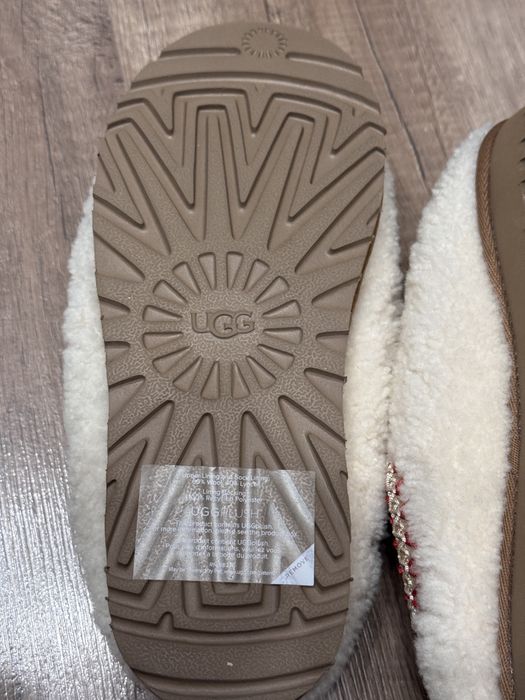 Papuci UGG Tasman Maxi Curly 36