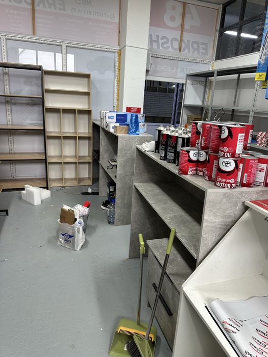 Продам стеллажи и шкафы