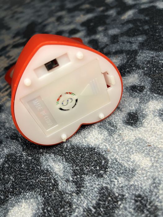 детям игрушки,книги,подарок