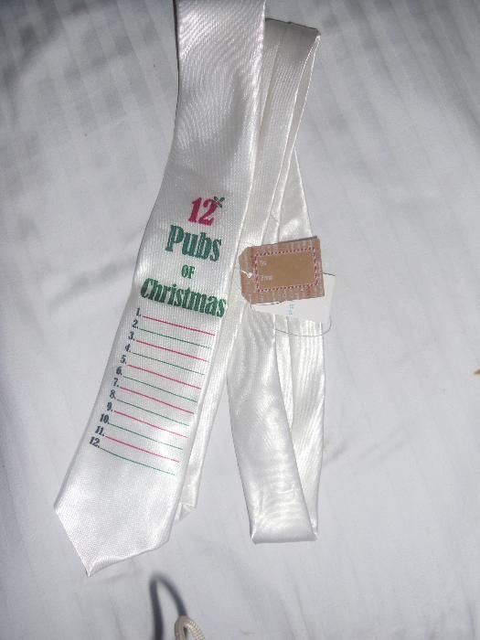 cravata noua ,pt Craciun