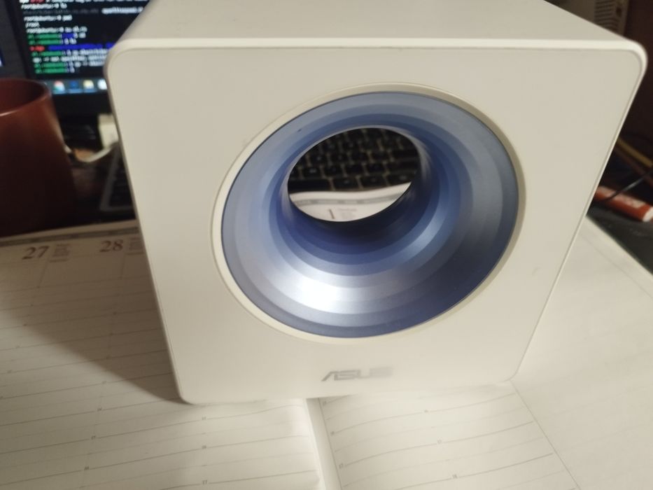 Router asus blue cave