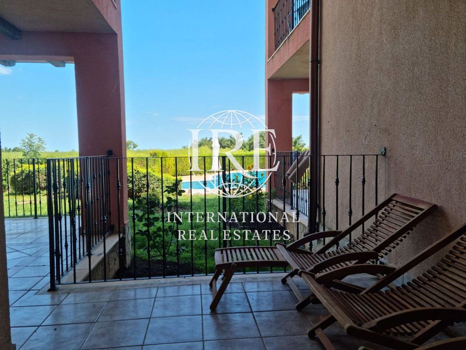 Продава се Тристаен апартамент в с. Топола, Област Добрич - 128 кв.м за 426 €/кв.м - Снимка #7