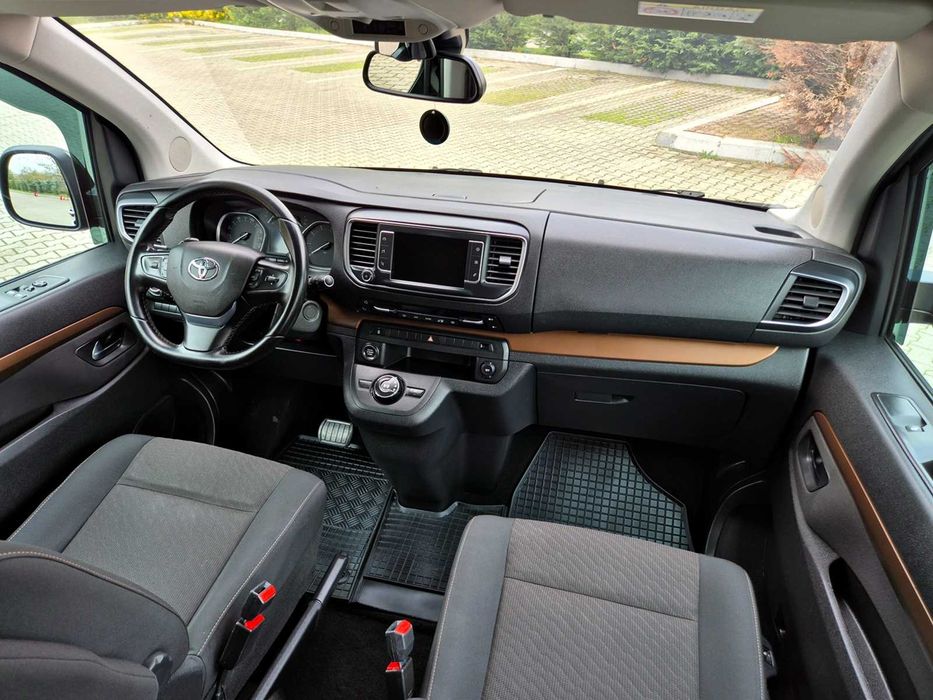 Toyota Proace Verso Executive 2,0-D An 2022 Vito