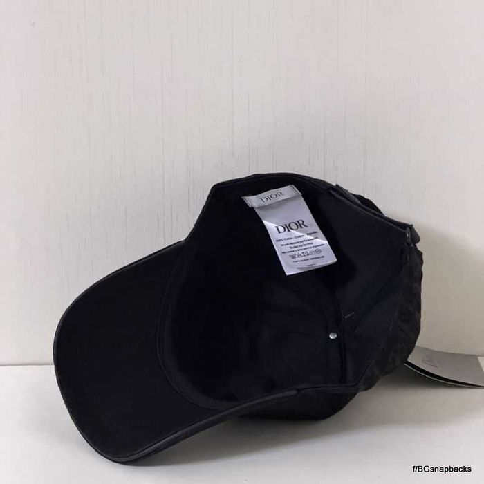 Маркови шапки нов модел  markovi shapki novi modeli дизайнерски шапки