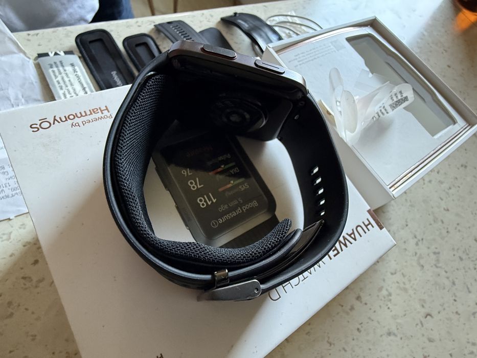 Huawei Watch D Смарт часовник