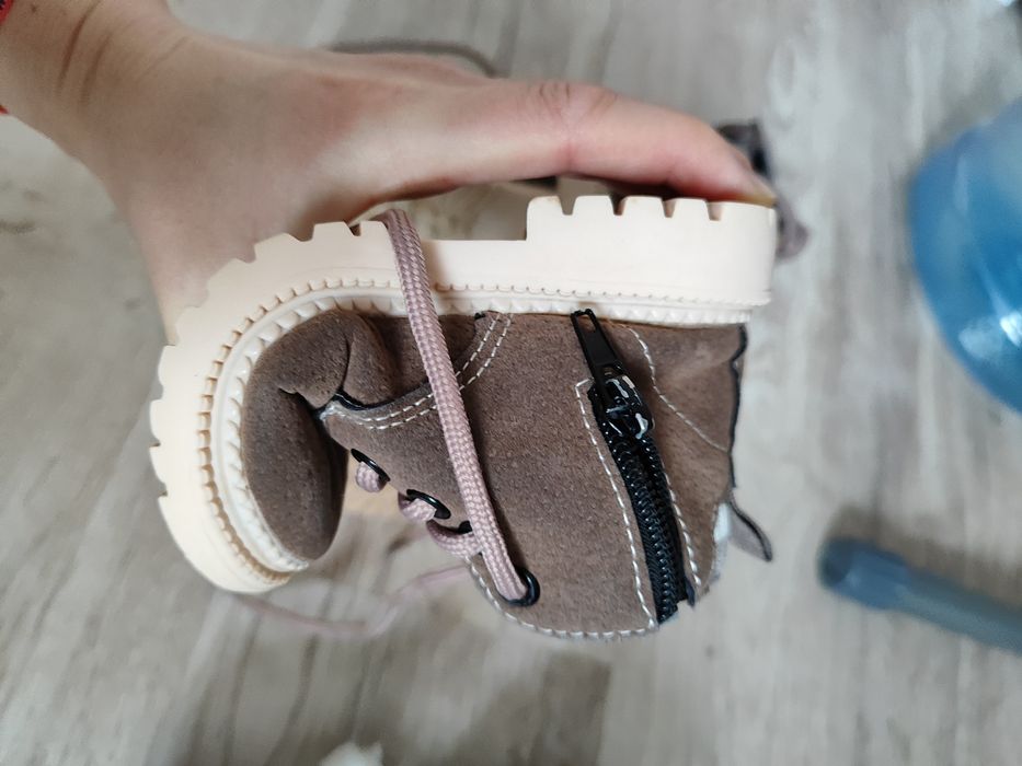 Ботинки на малышей