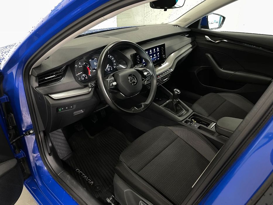 Skoda Octavia GARANTIE 2 ANI, LED, Pilot auto, Scaune incalzite, Clima