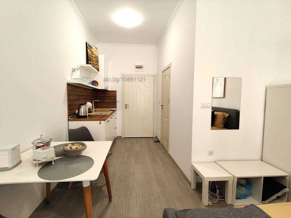 ТОП ЛОКАЦИЯ / Първа линия Несебър с частична гледка море,Валенсия