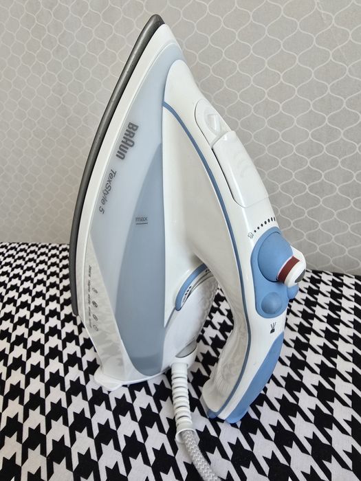 Утюг Braun TexStyle 5