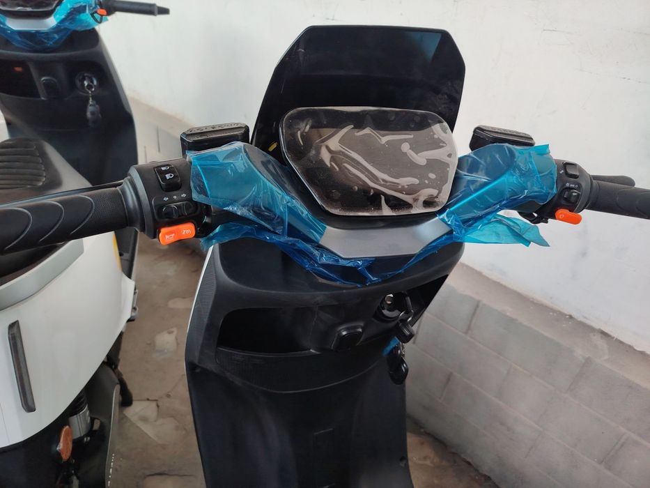 Skuter sotiladi xolati yengi narxi 700$ azgina kelishamz