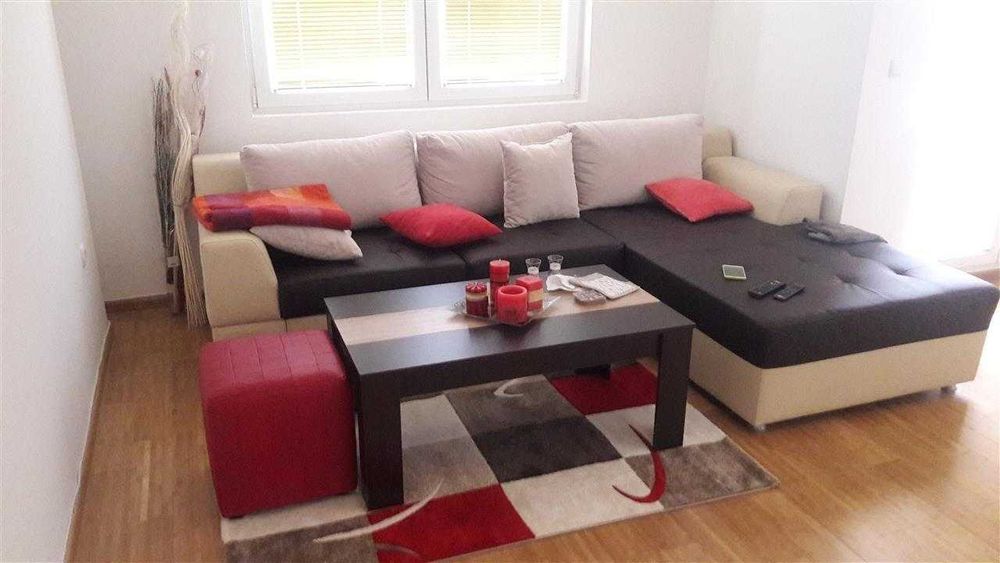 Двустаен имот в кв.Триъгълника